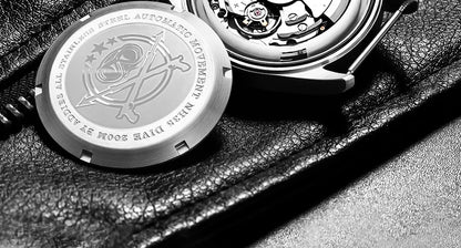 Herren-Taucheruhr mit C3-Leuchtmasse und NH35A-Automatikwerk