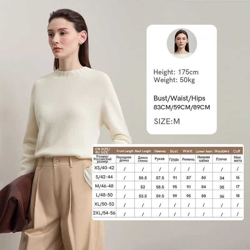 Cremefarbener Strickpullover mit rundem Ausschnitt und langen Ärmeln