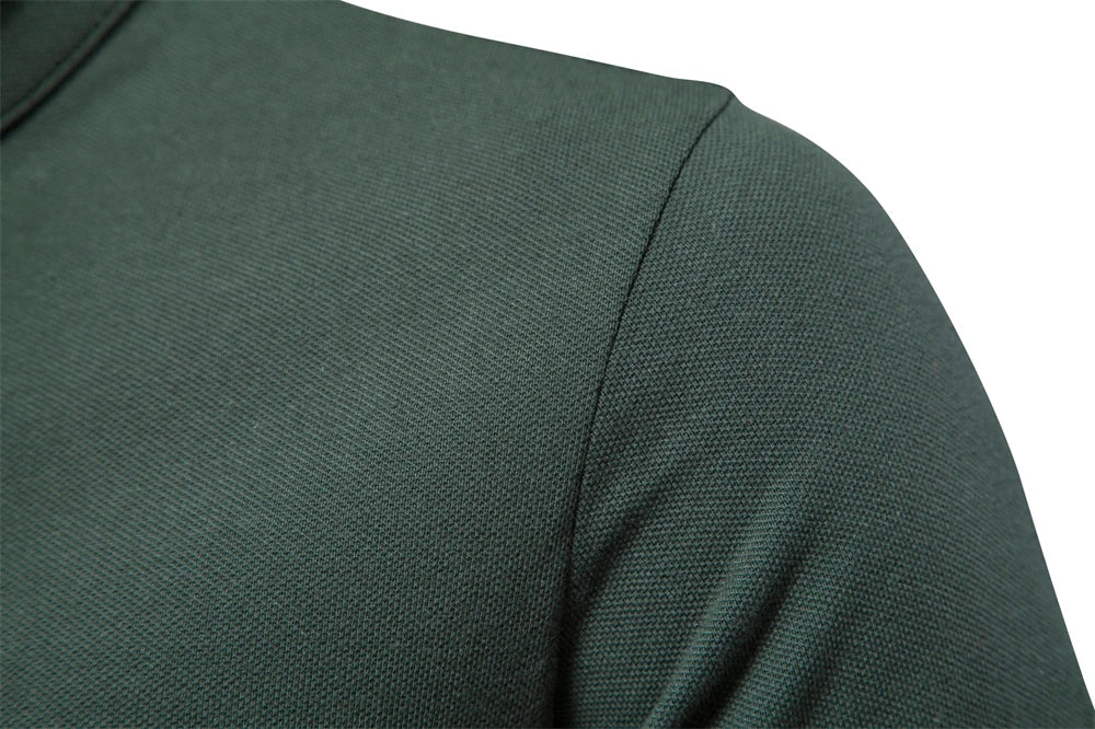 Herren Poloshirt aus 100 Prozent Baumwolle mit lässigem Stehkragen für den Sommer