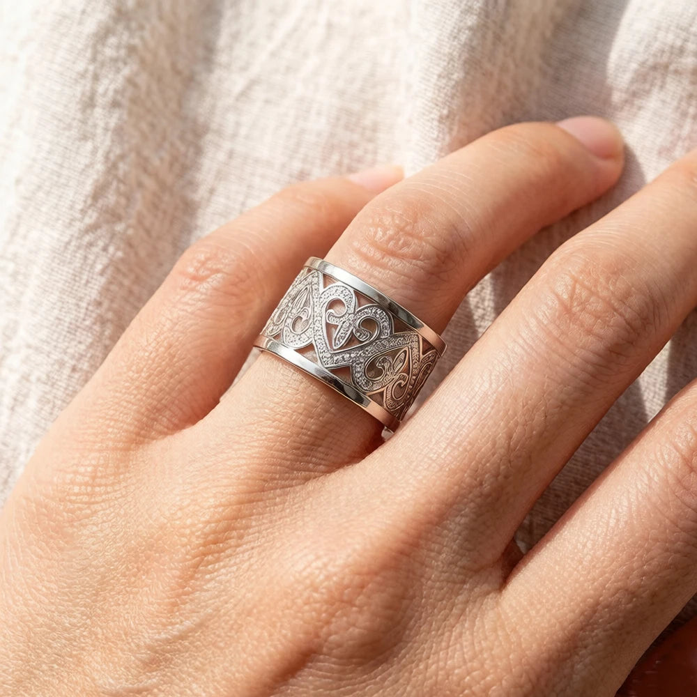 Damen-Bandring Arabesque Herzen vergoldet aus Sterlingsilber