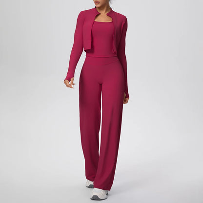 Sport-Set mit Brustpolster: weinrotene offene Jacke, Top und lange Hose