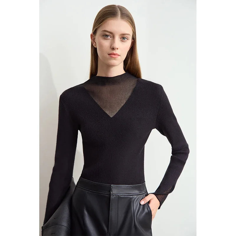 Damen-Rollkragenpullover mit transparentem Einsatz, schwarzer Strick, Vorderansicht