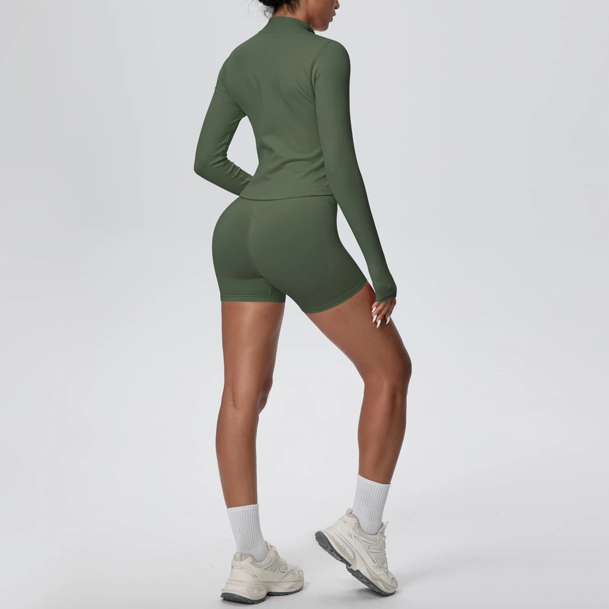 Damen Yoga-Set 3-teilig, olivgrün: Langarmoberteil und Shorts, Rückansicht