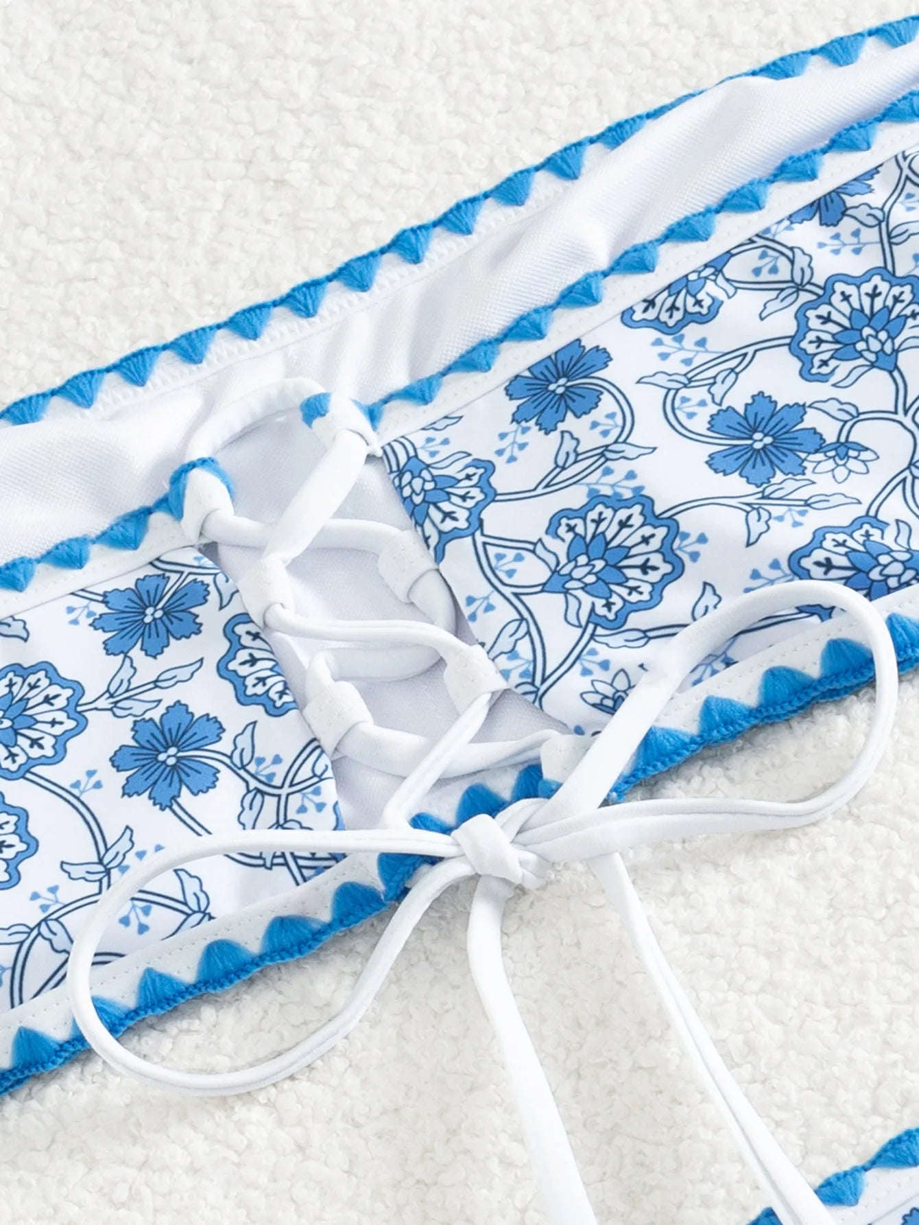 Sommerlicher Push-Up-Bikini im brasilianischen Stil – ideal für Strand und Pool