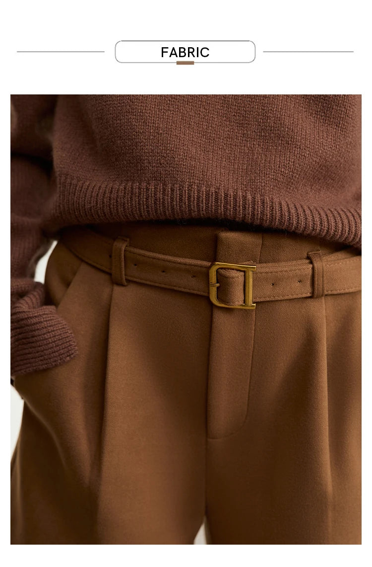 Damen Shorts im minimalistischen Stil mit Gürtel und solider Vintage-Optik