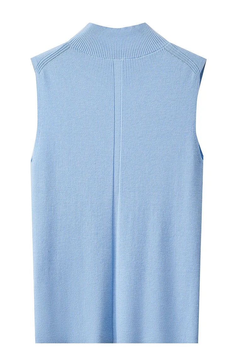 Ärmelloser Rollkragenpullover aus geripptem Strick, hellblau, Rückansicht