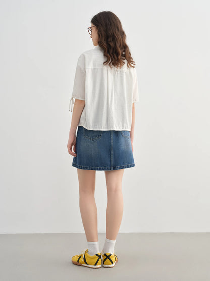 Französisch inspiriertes Damenhemd im minimalistischen Stil – figurbetontes, sommerliches Oberteil in zartem Rosa