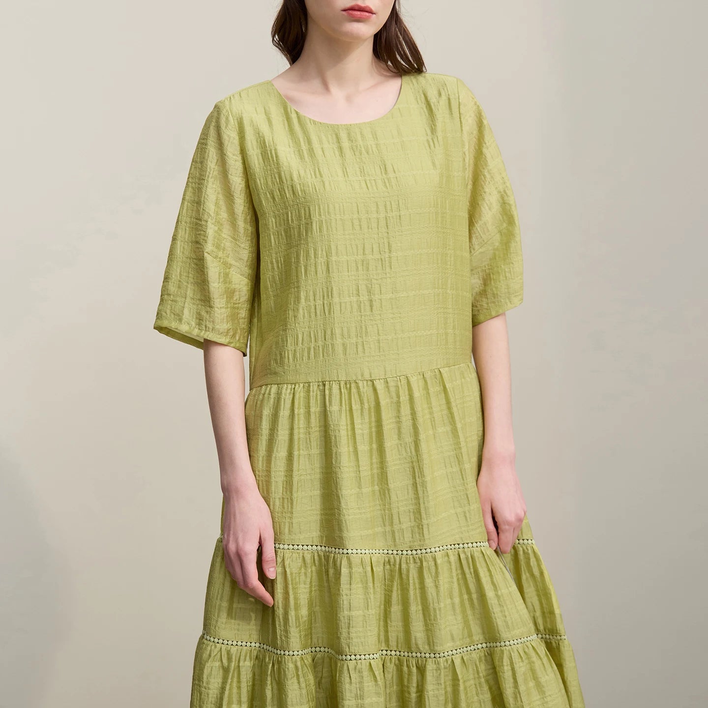 Elegantes Damen Kleid Mit Asymmetrischem Saum Büro