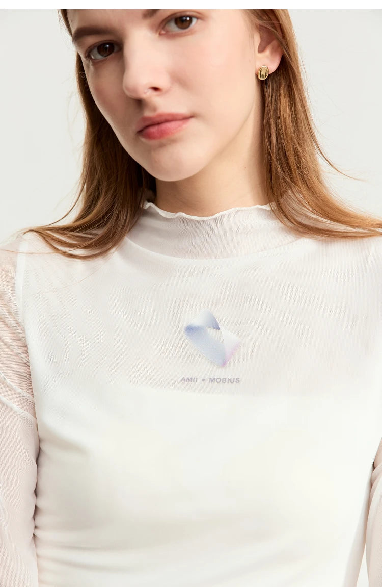 Damen T-Shirt aus gedrucktem Mesh mit slim-fit Halb Stehkragen