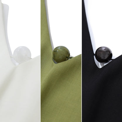 Elegantes Damenkleid Mit Perlendetails Und V-Ausschnitt