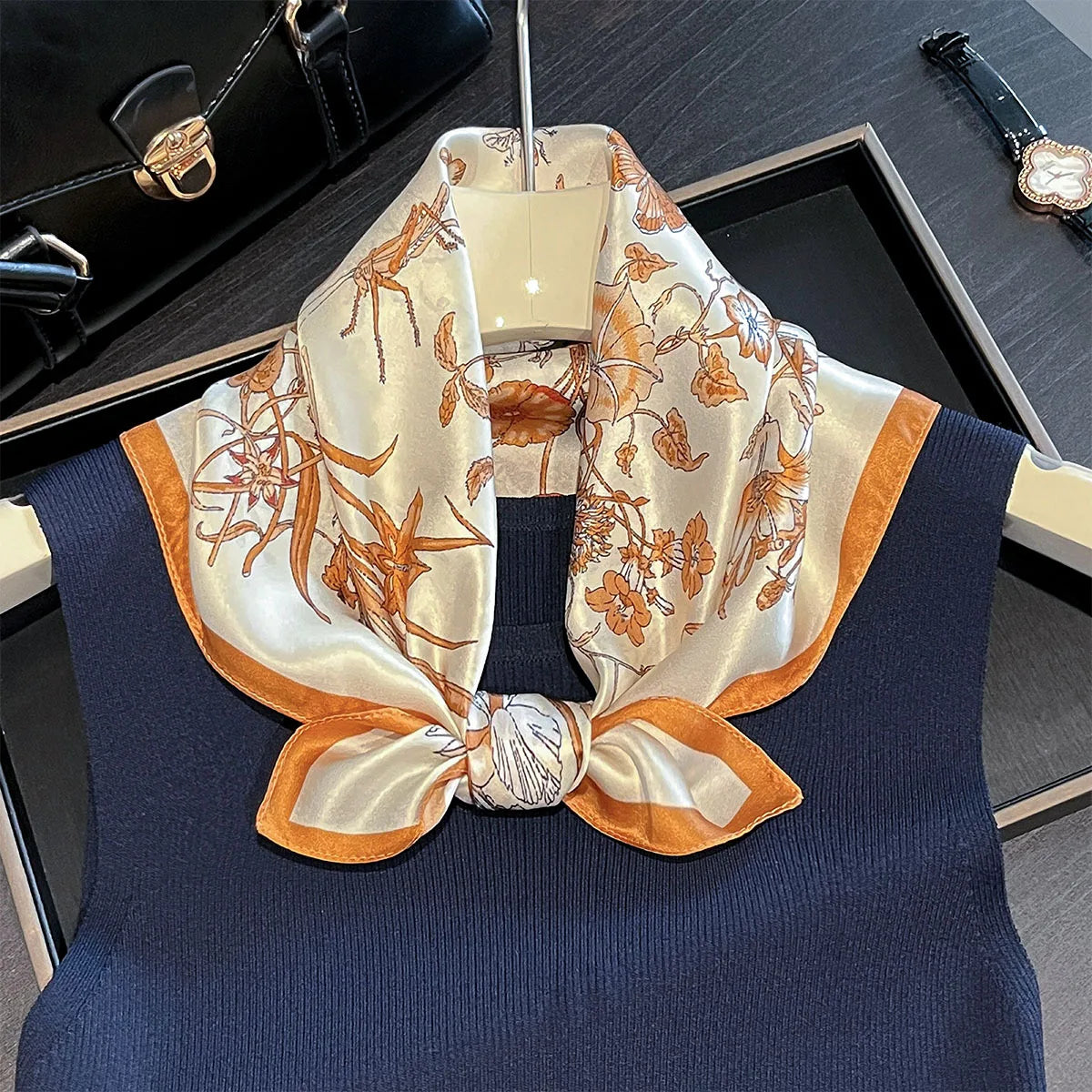 Damen Seidenschal 53cm quadratisch Blumenprint Luxus Hijab Bandana J