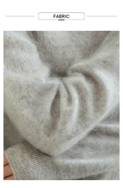 Strickstoff-Detail vom Damenpullover, weiche helle Wolle mit feiner Struktur
