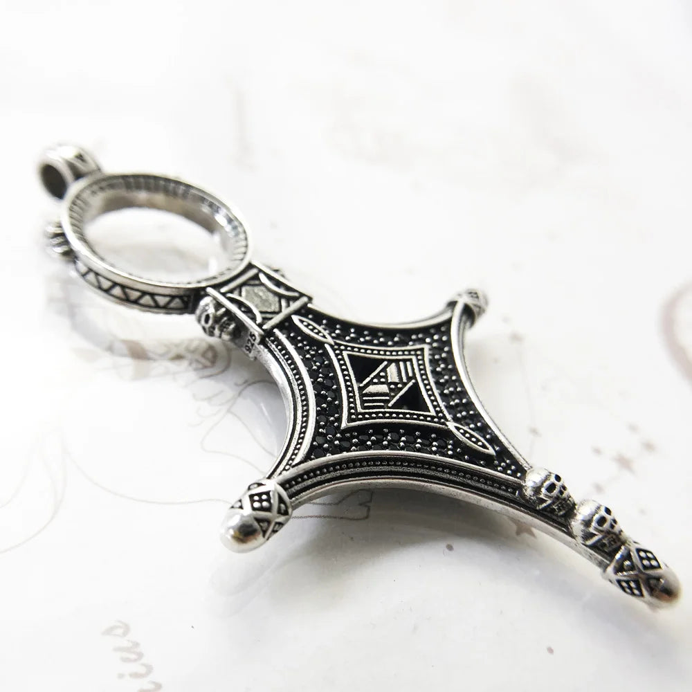 Damen-Charm-Anhänger Kreuz und Krone majestätisch aus Sterlingsilber