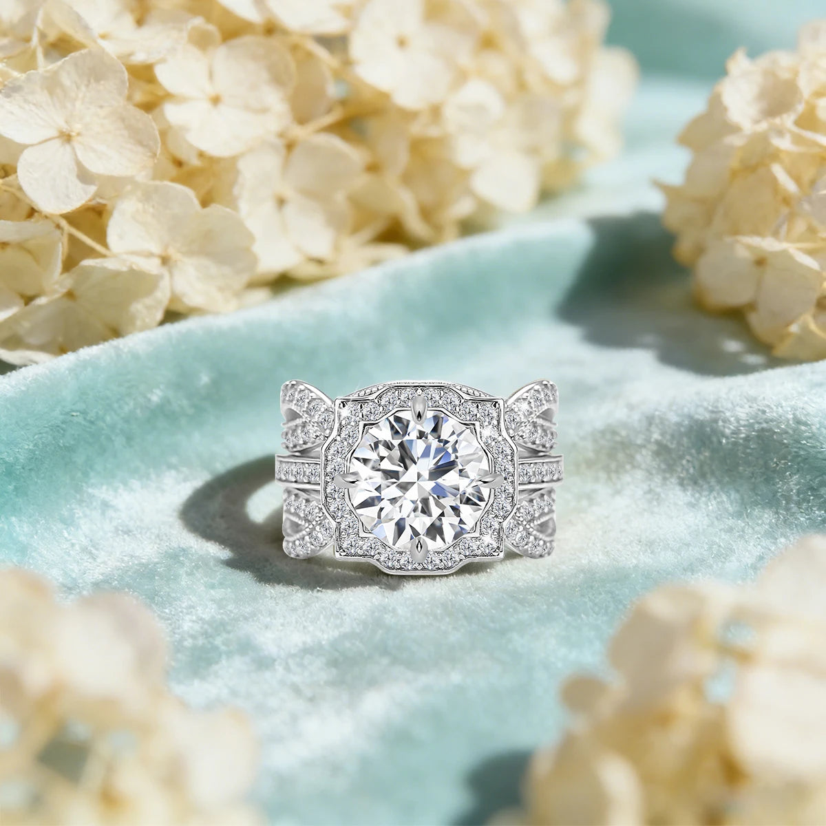 Damen-Verlobungsring-Set Mit Moissanit 3-Karat Im Halo-Design für Verlobung und Alltagsglanz