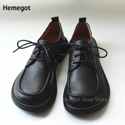 Schwarze Herren-Leder-Schnürschuhe mit Rundkappe, Schnürsenkel und Profilsohle