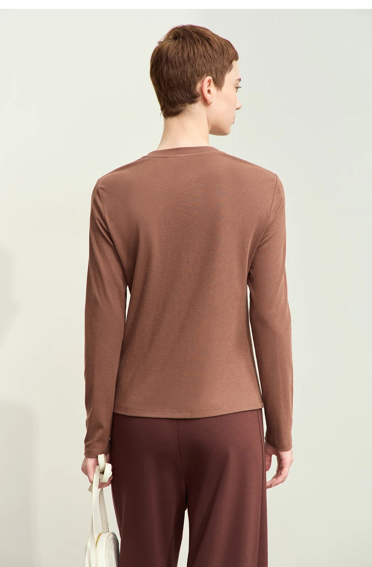 Damen T-Shirt mit minimalistischem Design und gesticktem Brief für den Herbst
