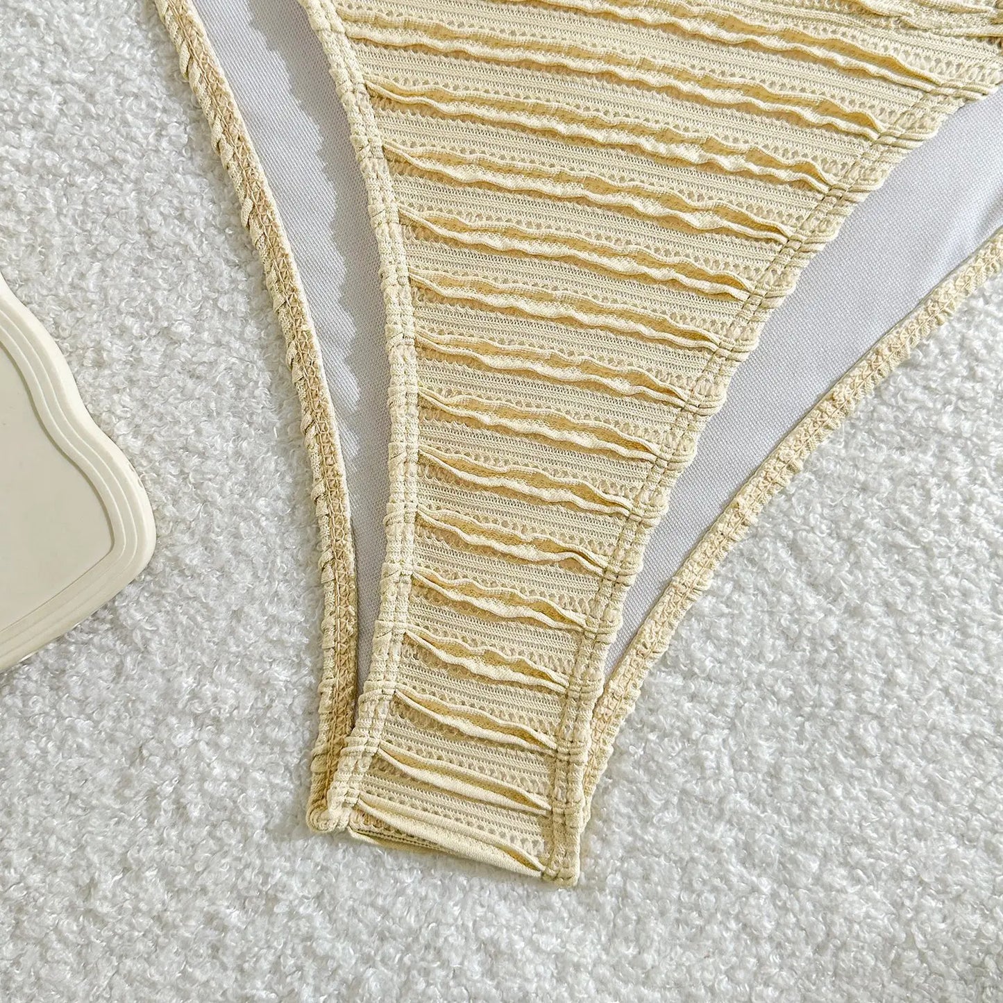 Gelbes Sexy-Bikini-Set mit Push-up für Damen – Brasilianischer Stil für Strand und Pool