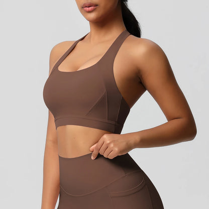 Hamidou Yoga-Weste, braun, U-Ausschnitt, schmale Nähte, körperbetontes Design