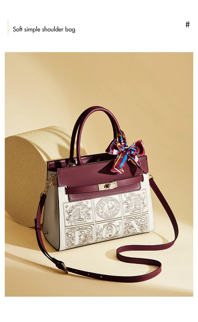 Damen Schultertasche aus Splitleder mit Stickerei im chinesischen Stil