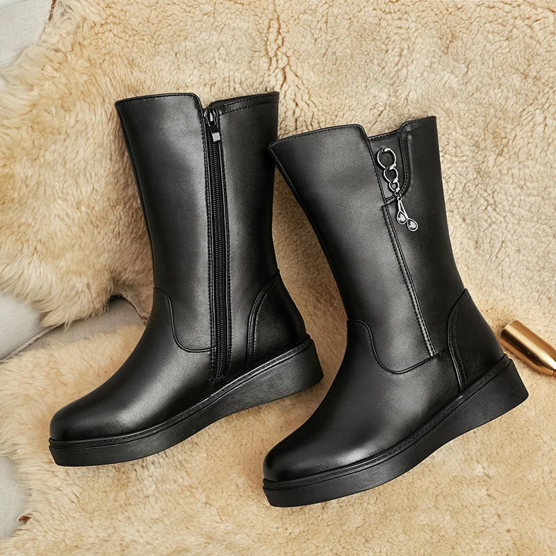 AIYUQI Women's Winter Boots Wool 2025  New Large Size 41 42 43 Women's Snow Boots Wool Flat Women's Mid-Boots
