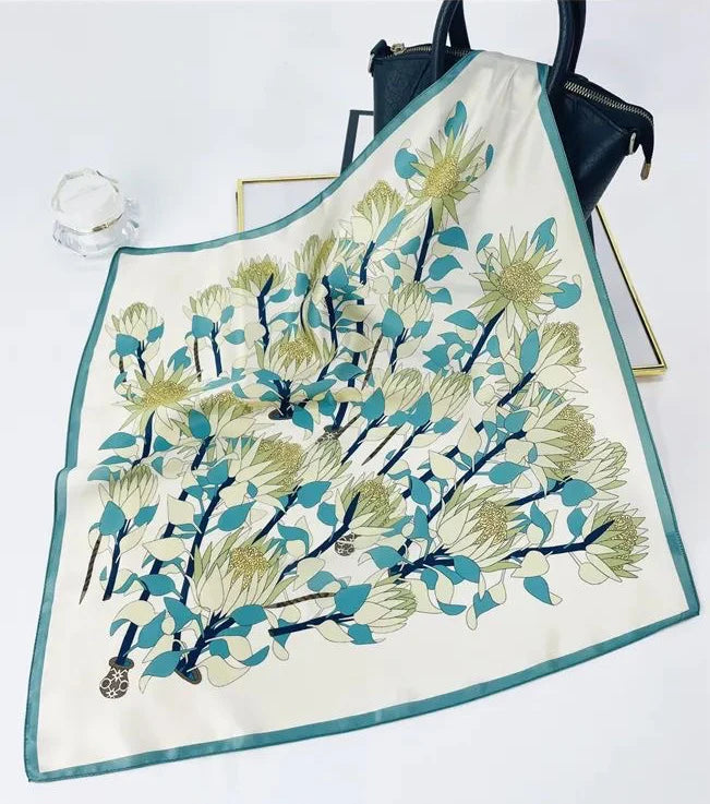 Damen Seidenschal 53cm quadratisch floral Halstuch Bandana Haarband hochwertig