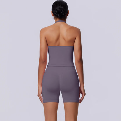 3-teiliges Yoga-Set in dunklem Violett: Rückansicht von Sport-BH und kurzen Leggings