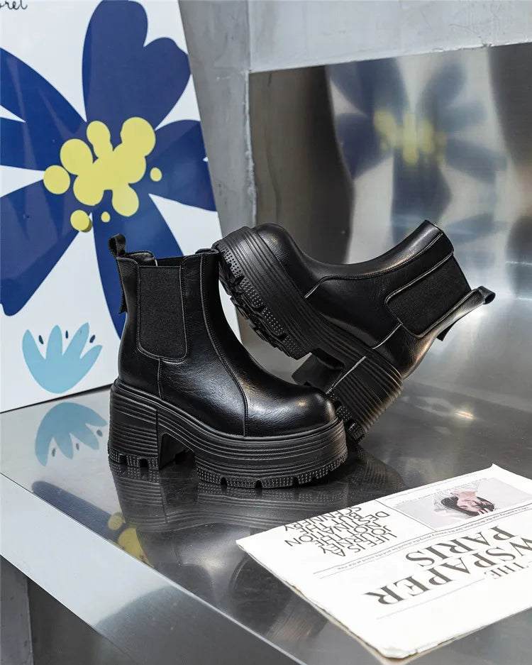 Chelsea-Boots aus Leder mit Plateausohle und Elastikeinsatz, schwarz, chunky Look