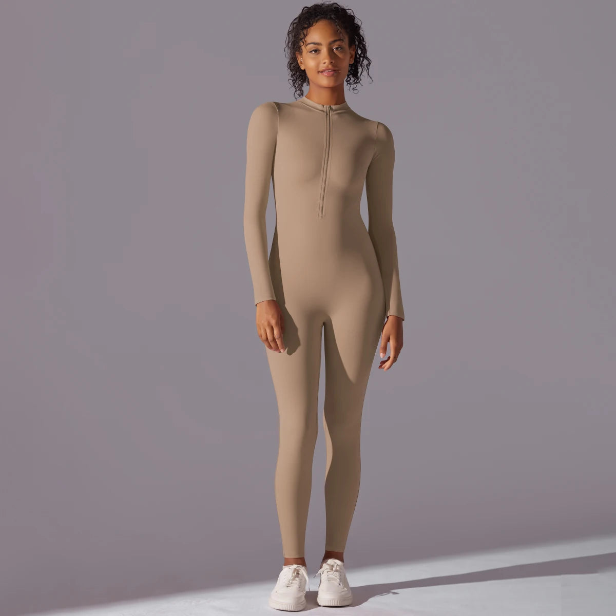 Sport-Overall Damen, lange Ärmel, beiger Ton, Frontreißverschluss