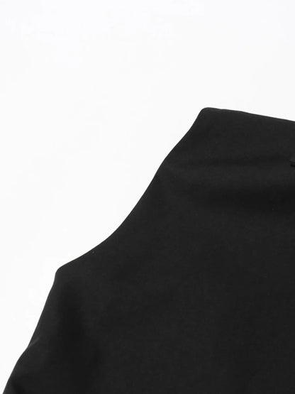 Elegantes ärmelloses Minikleid mit Rundhalsausschnitt und Pailletten-Patchwork für Damen – figurbetont und mit Schleifendetail.