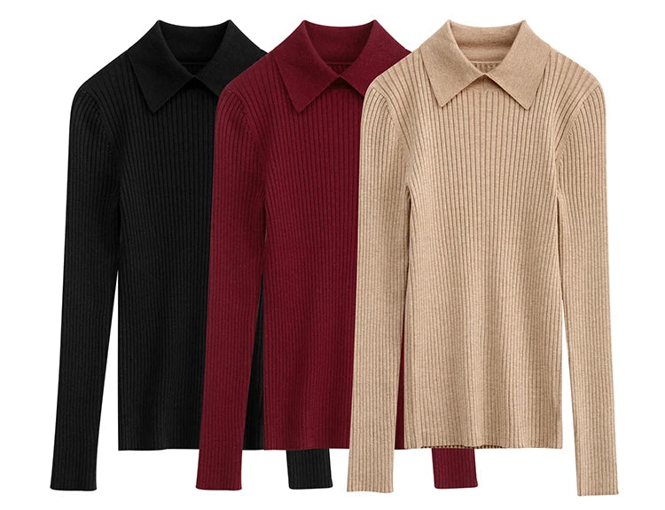 Damenpullover im Set: schwarzer, dunkelroter und beiger Strick mit Polo-Kragen