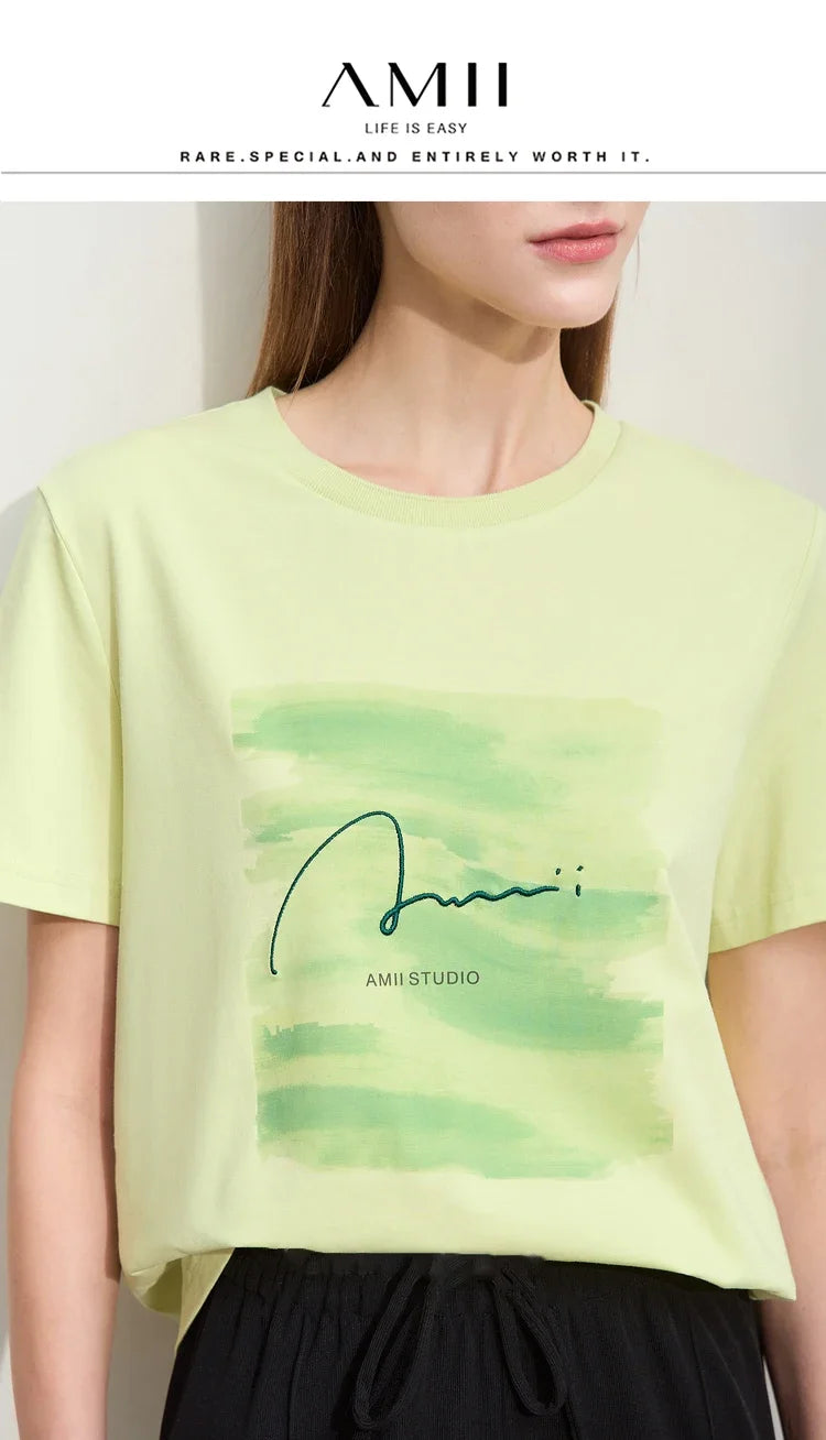 Damen T-Shirt im Minimalismus-Stil mit O-Ausschnitt und Stickerei