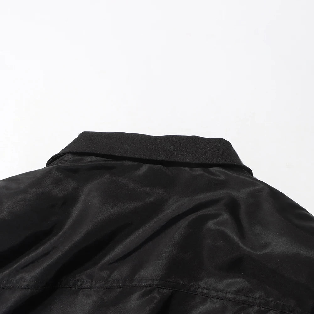 Elegantes Damen-Zweiteiler-Set mit O-Ausschnitt und halblangem Ärmel, bestehend aus farblich abgesetztem Mantel und hoch tailliertem Rock.