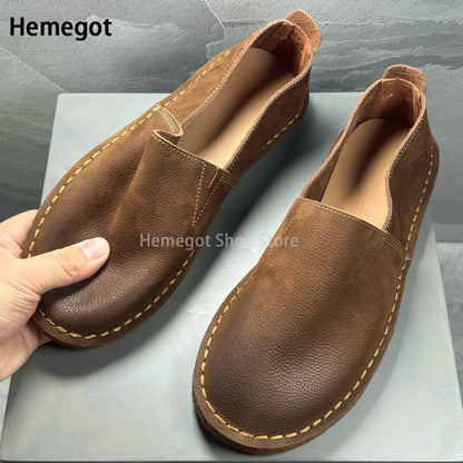 Herren-Leder-Slipper in Braun mit runder Zehenkappe und Slip-On, Seitenansicht