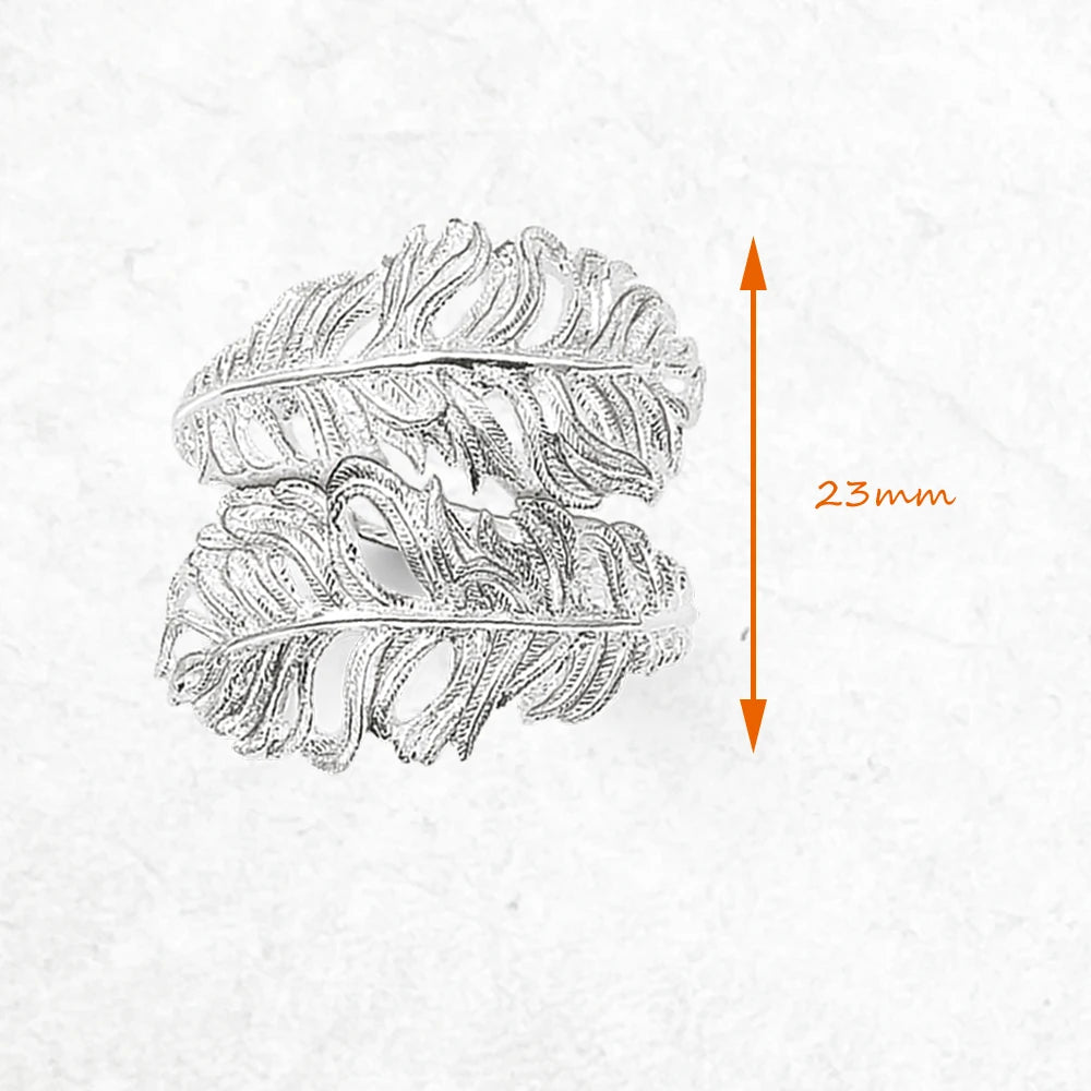 925er-Sterlingsilber-Ring, Breite ca. 23 mm, gefiedertes Bandrelief