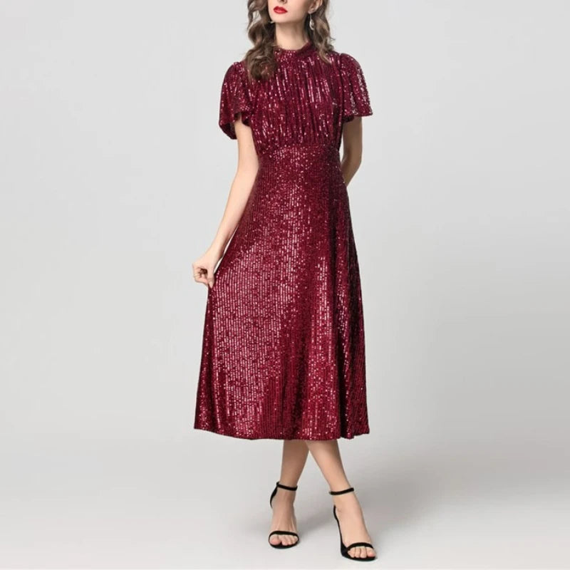 Elegantes Damenkleid mit U-Boot-Ausschnitt und Halbarm – Patchwork-Design mit Perlen für einen stilvollen Auftritt