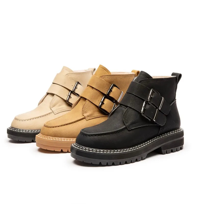 AIYUQI Stiefeletten im Duo: beiges und schwarzes Leder mit Schnallen und Profilsohle