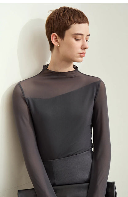 Damen Mesh-T-Shirt im minimalistischen Design mit halbhohem Ausschnitt
