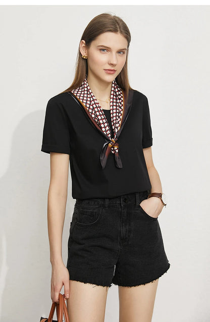 Damen Top im minimalistischen Stil aus einfarbiger mercerisierter Baumwolle