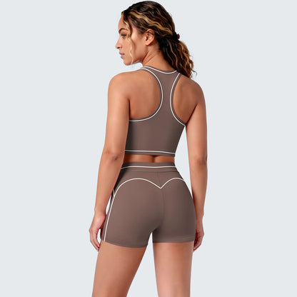 Damen-Yoga-Set braun, Rückansicht mit Racerback und hellen Kontrastlinien an Shorts