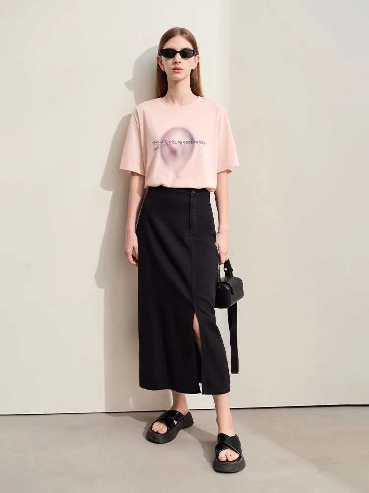 Damen T-Shirt im minimalistischen Stil mit gedrucktem Design und lässigen Ärmeln