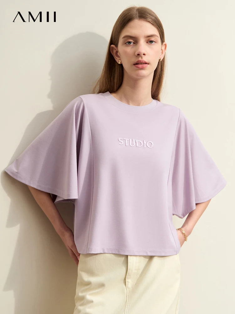 Damen T-Shirt mit elastischen Flare-Ärmeln und Perlen-Stickerei im minimalistischen Stil
