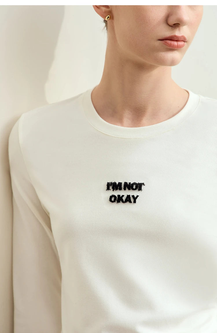 Damen T-Shirt mit minimalistischem Design und gesticktem Brief für den Herbst