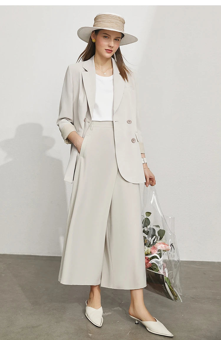 Damen Top im minimalistischen Stil aus einfarbiger mercerisierter Baumwolle