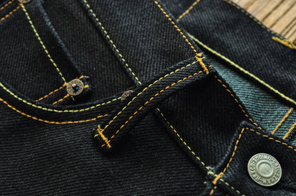 Herren Jeans aus Selvedge Raw Denim im Vintage-Stil mit Taper Fit