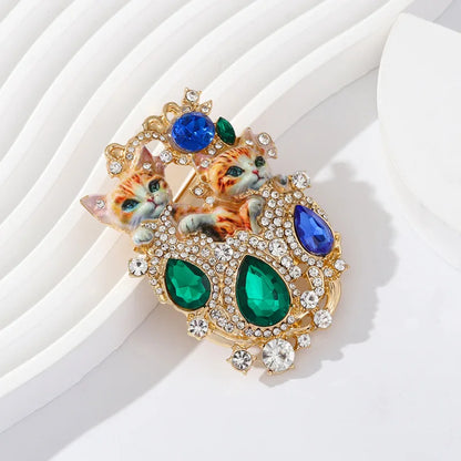 Brosche Katze Kätzchen Kristall Emaille Barock Vintage Anstecknadel Damen
