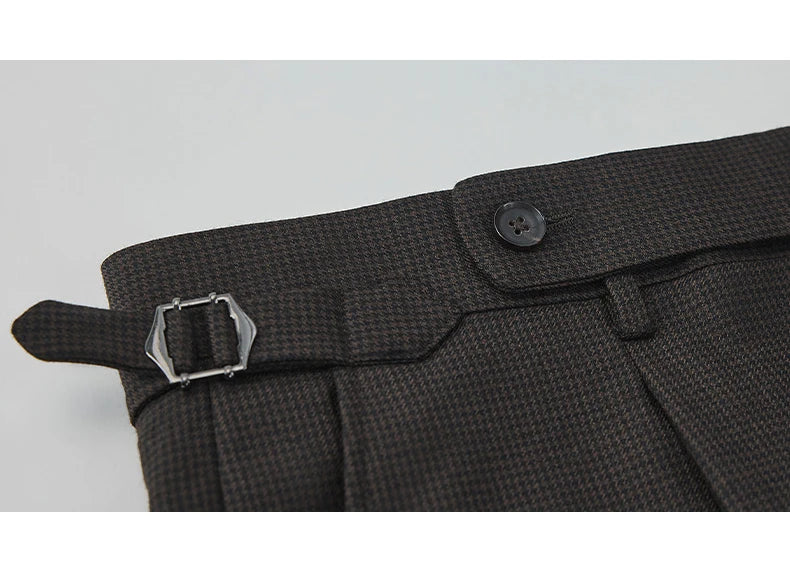 Sommerliches Mädchenkleid aus 100% Baumwolle mit kleinem Blumenmuster – ideal für Strandtage und Familienausflüge