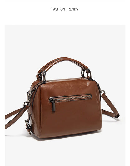 Damen Handtasche aus Spaltleder im Retro-Luxus-Design als Umhängetasche
