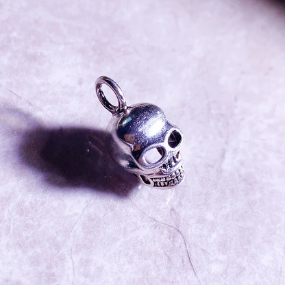 Damen-Anhänger Totenkopf Punk Rebel Street aus Sterlingsilber