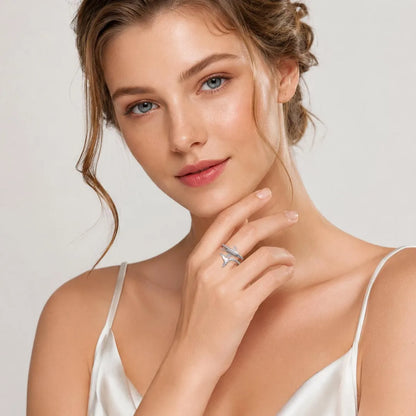 Damen-Ring Delphin mit blauen Zirkonia-Steinen aus Sterlingsilber