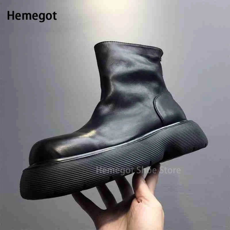 Schwarze Chelsea-Boots mit dickem Profil und rückseitigem Reißverschluss